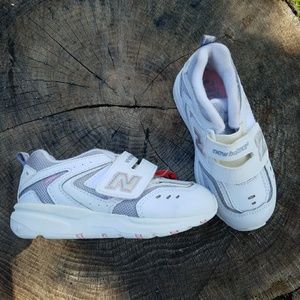 New balance 482 size 8 wide girls new